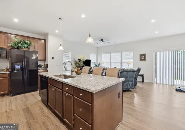 Photo 2 of Townhouse for sale at 256 Salt Lake Ln, Hoschton, GA 30548 | MLS# 10793049 | Listing updated on 2026-08-21