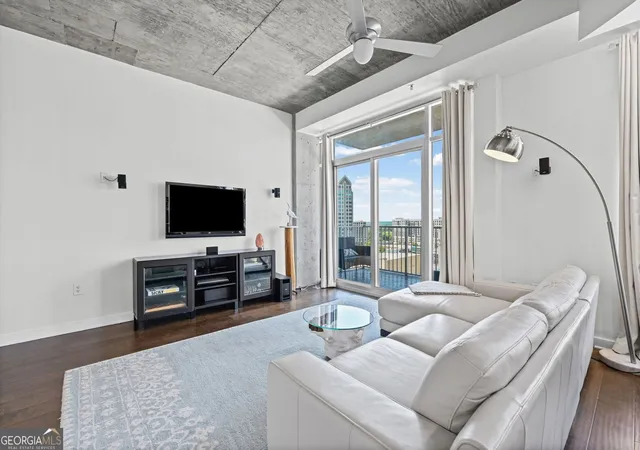 Photo 3 of Condo for sale at 250 Pharr Rd Ne #1304, Atlanta, GA 30305 | MLS# 10830512 | Listing updated on 2026-09-04