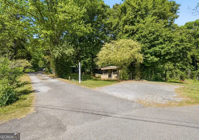 2nd image of 114 Oakcrest Cir, Canton, GA 30115 | MLS# 10754038