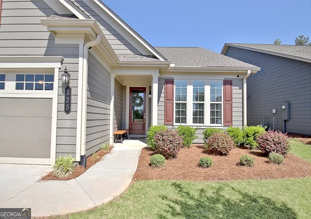 2nd image of 525 Hazelnut Dr, Peachtree City, GA 30269 | MLS# 10819405