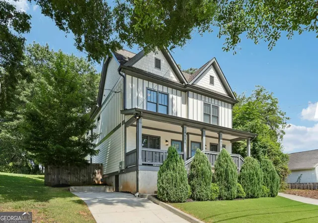 Photo 2 of Single family home for sale at 951 Fern Ave Se #A, Atlanta, GA 30315 | MLS# 10797485 | Listing updated on 2026-09-02