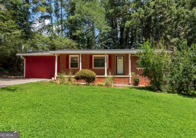 1st image of 2756 Homeland Dr, Atlanta, GA 30360 | MLS# 10829341