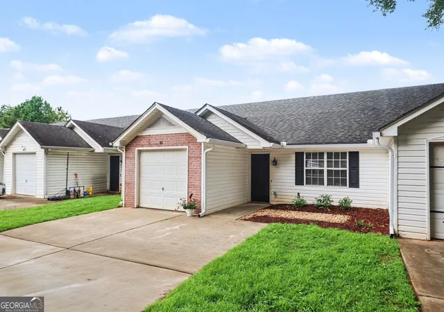 2nd image of 209 E Wilson St, Villa Rica, GA 30180 | MLS# 10814137
