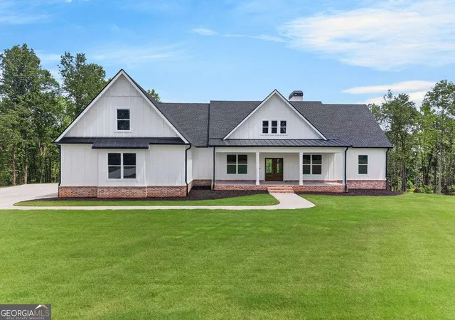 Photo 2 of Single family home for sale at 924 Browning Rd, Fairmount, GA 30139 | MLS# 10785243 | Listing updated on 2026-09-07