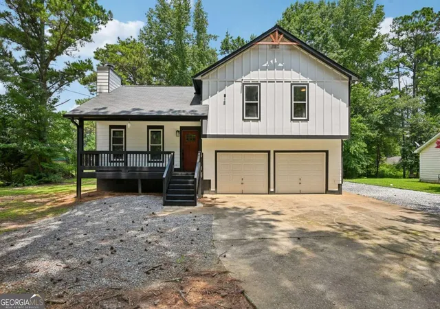 Photo 2 of Single family home for sale at 280 Wesley Chapel Rd, Villa Rica, GA 30180 | MLS# 10815778 | Listing updated on 2026-09-14