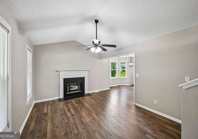 Photo 3 of Single family home for sale at 280 Wesley Chapel Rd, Villa Rica, GA 30180 | MLS# 10815778 | Listing updated on 2026-09-14