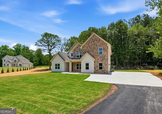 Photo 2 of Single family home for sale at 5139 Maroney Ml Rd, Douglasville, GA 30134 | MLS# 10797167 | Listing updated on 2026-08-12