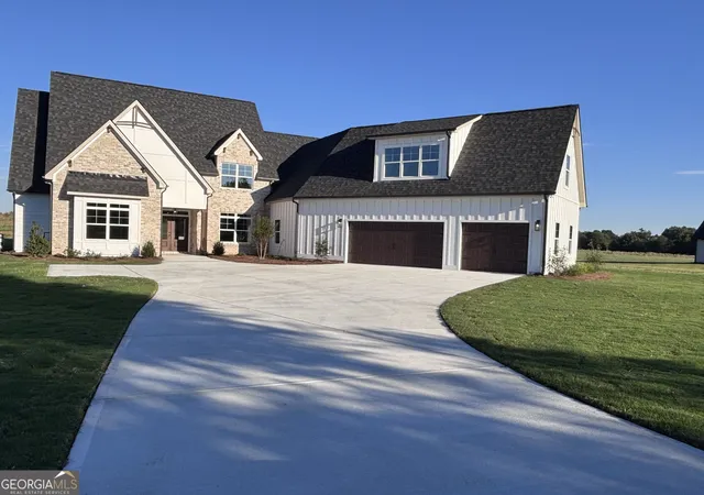Photo 1 of Sale Pending at 678 Inman Rd #1, Fayetteville, GA 30215 | MLS# 10742220 | Listing updated on 2026-10-28
