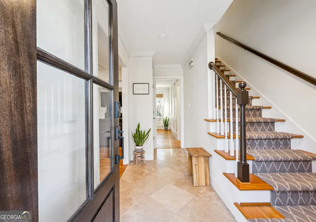 4th image of 1511 Summerset Dr, Atlanta, GA 30338 | MLS# 10774153