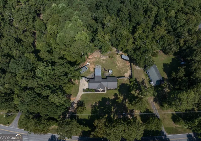 Photo 2 of Single family home for sale at 6811 Mobley Rd, Columbus, GA 31904 | MLS# 10833683 | Listing updated on 2026-08-27