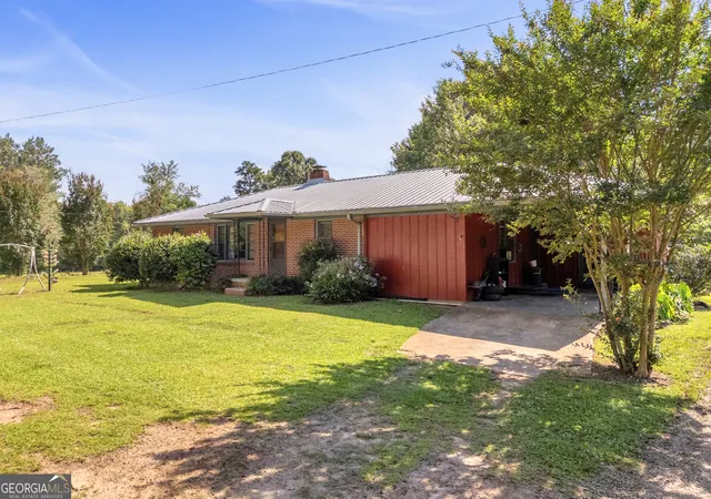 Homes for sale in Danielsville, GA | 2281 Jot Em Down Rd, Danielsville, GA 30633 | MLS# 10789291