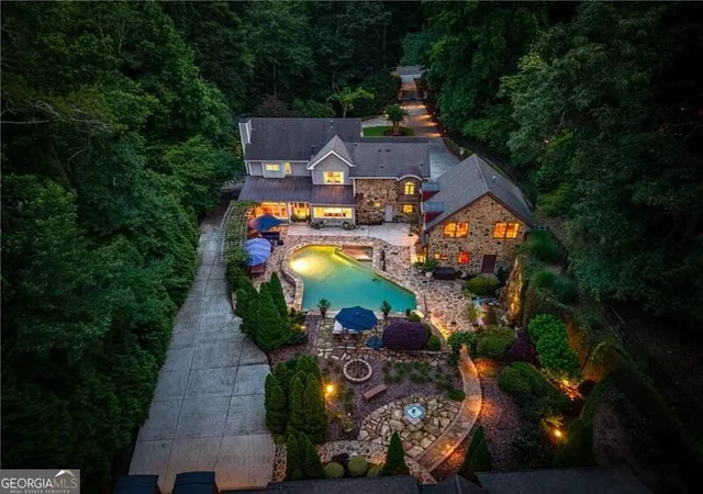 Photo 2 of Single family home for sale at 625 Willeo Rd, Roswell, GA 30075 | MLS# 10786013 | Listing updated on 2026-07-25