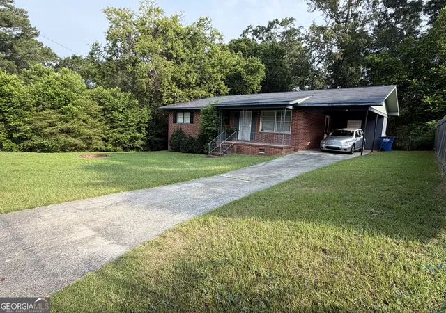2nd image of 4020 Lindwood Dr, Macon, GA 31206 | MLS# 10813430