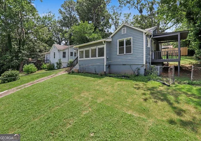 Photo 2 of Single family home for sale at 3465 Glen Rd, Decatur, GA 30032 | MLS# 10818237 | Listing updated on 2026-09-15