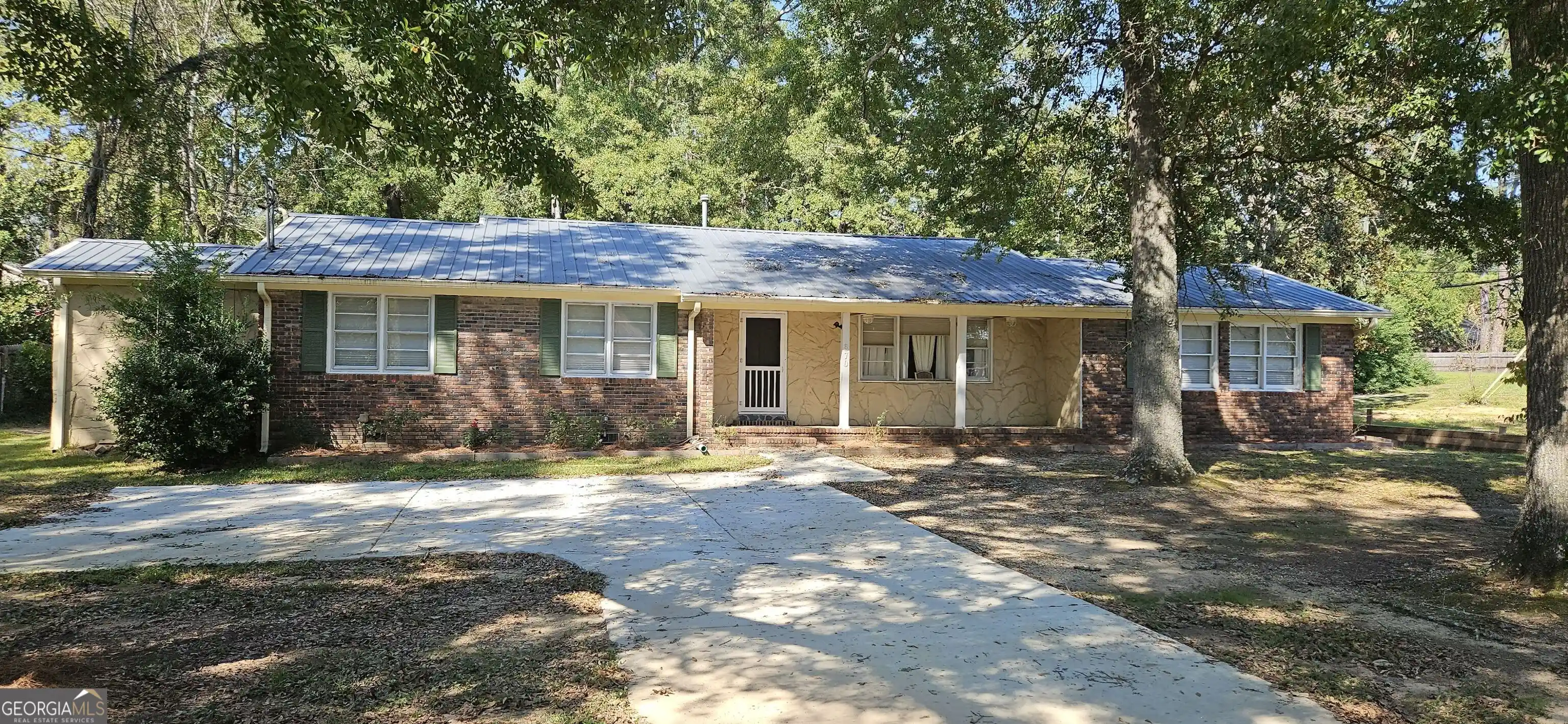 Photo 1 of Single family home for sale at 870 Glen Hl Ct, Macon, GA 31210 | MLS# 10877506 | Listing updated on 2026-10-22