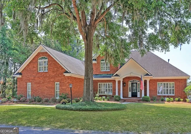 Photo 2 of Single family home for sale at 141 Grays Crk Dr, Savannah, GA 31410 | MLS# 10795388 | Listing updated on 2026-07-13