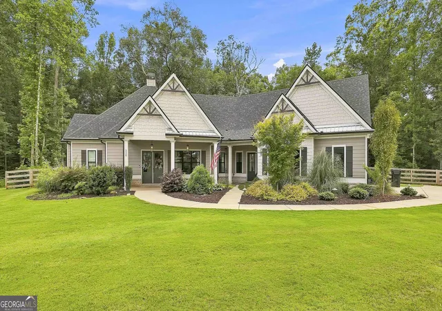 Photo 1 of Single family home for sale at 230 Windchime Wy, Tyrone, GA 30290 | MLS# 10823298 | Listing updated on 2026-09-04
