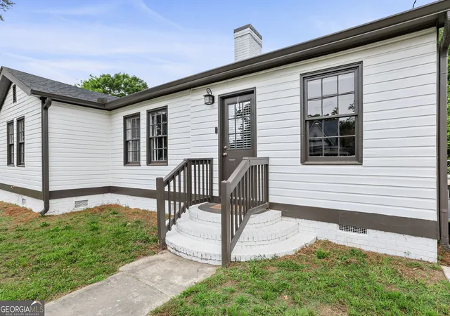 Homes for sale in Woodbury, GA | 311 Folk Ave, Woodbury, GA 30293 | MLS# 10777754