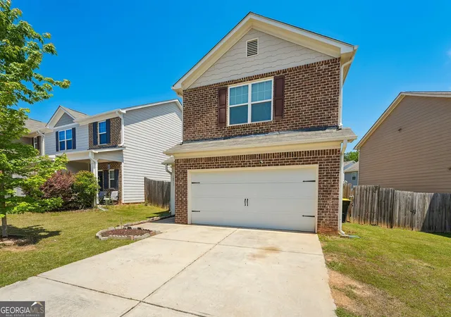 3rd image of 10933 Wheeler Tr, Hampton, GA 30228 | MLS# 10761165