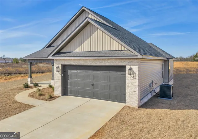 Photo 4 of Sale Pending at 167 Early Dr, Byron, GA 31008 | MLS# 10815117 | Listing updated on 2026-07-31