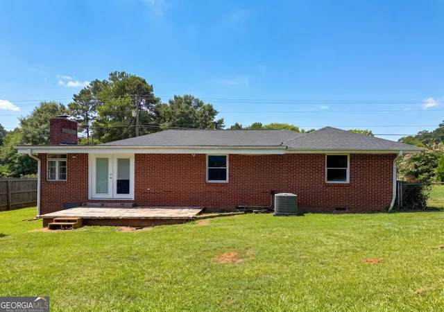 Photo 4 of Single family home for sale at 5656 Salem Rd, Covington, GA 30016 | MLS# 10814411 | Listing updated on 2026-10-01