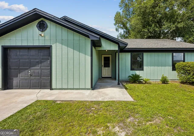 Homes for sale in Saint Marys, GA | 307 Sunnyside Dr, Saint Marys, GA 31558 | MLS# 10801237