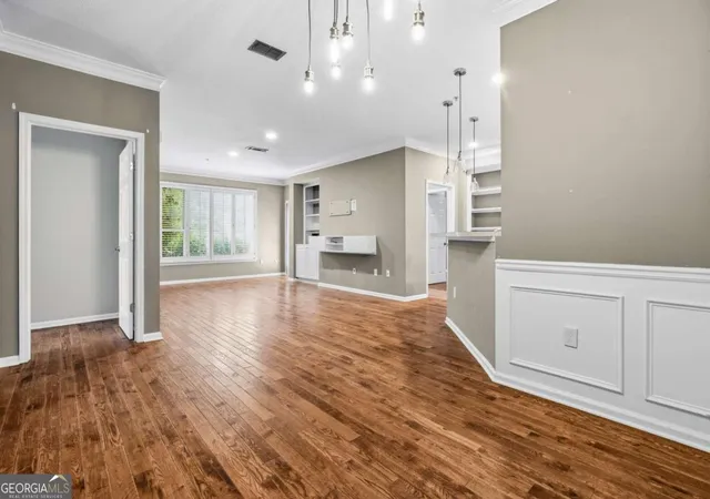 3rd image of 2400 Cumberland Pkwy Se #7, Atlanta, GA 30339 | MLS# 10819197