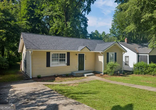 Photo 2 of Single family home for sale at 1776 N Olympian Wy Sw, Atlanta, GA 30310 | MLS# 10829774 | Listing updated on 2026-09-03