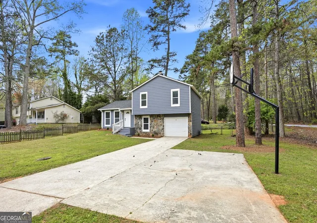 2nd image of 5297 Timor Trl, Lithonia, GA 30038 | MLS# 10720424