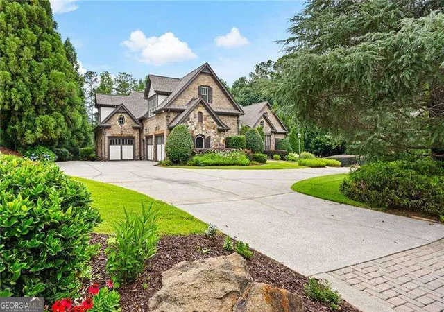 Photo 4 of Single family home for sale at 1255 Waterfall Ln NW, Acworth, GA 30101 | MLS# 10796059 | Listing updated on 2026-07-14