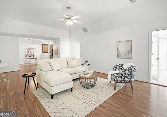 2nd image of 2365 Chimney Cottage Cir Ne #14, Marietta, GA 30066 | MLS# 10821605