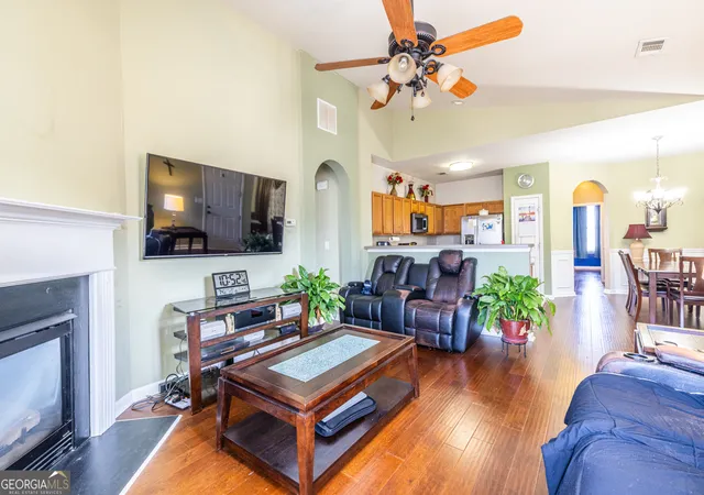 Photo 2 of Sale Pending at 806 Hartstone Ct, Fairburn, GA 30213 | MLS# 10699038 | Listing updated on 2026-06-02