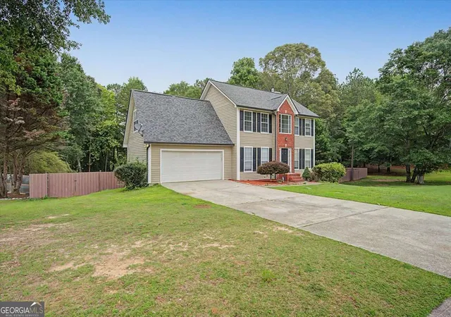 Photo 4 of Single family home for sale at 1780 Leigh Meadow Dr, Dacula, GA 30019 | MLS# 10821158 | Listing updated on 2026-10-04