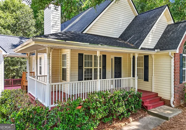 Photo 3 of Sale Pending at 165 Irwin Dr, Mcdonough, GA 30252 | MLS# 10830782 | Listing updated on 2026-09-15