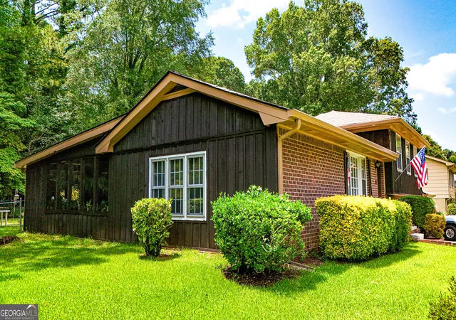 4th image of 665 Georgia Ave, Fayetteville, GA 30214 | MLS# 10816981