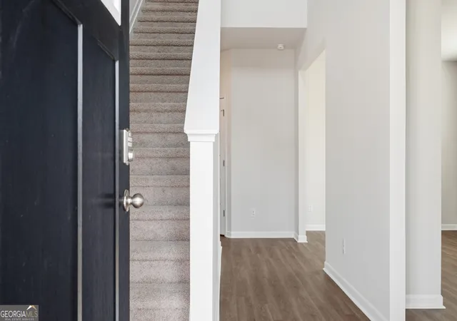 Photo 2 of Single family home for sale at 204 Friendship Oak Wy, Hampton, GA 30228 | MLS# 10804291 | Listing updated on 2026-09-12