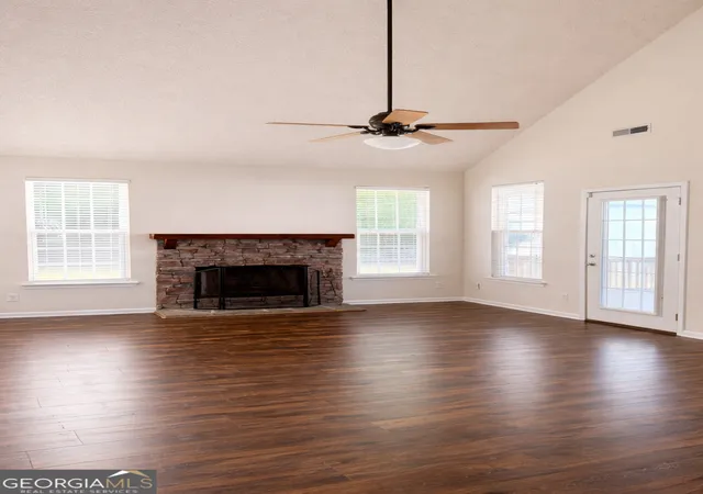 Photo 2 of Sale Pending at 23 Brandon Ln Sw, Rome, GA 30165 | MLS# 10725670 | Listing updated on 2026-09-07