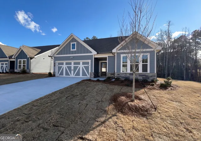 1st image of 4 Mayhaw Pt, Sharpsburg, GA 30277 | MLS# 10707436