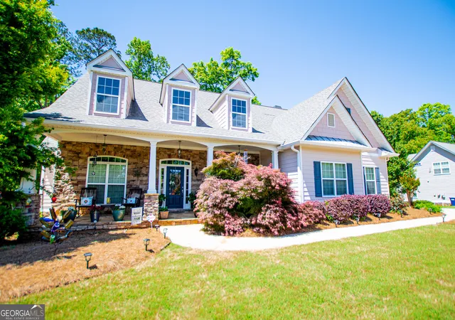 Photo 1 of Single family home for sale at 6170 Hedgestone Way, Douglasville, GA 30135 | MLS# 10720607 | Listing updated on 2026-09-14