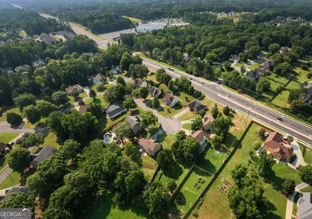 4th image of 2057 Devonhurst Dr, Powder Springs, GA 30127 | MLS# 10826844