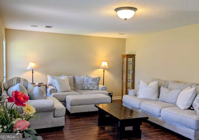 Photo 3 of Single family home for sale at 76 Third Ave, Hawkinsville, GA 31036 | MLS# 10812242 | Listing updated on 2026-09-06