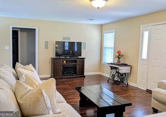 Photo 4 of Single family home for sale at 76 Third Ave, Hawkinsville, GA 31036 | MLS# 10812242 | Listing updated on 2026-09-06