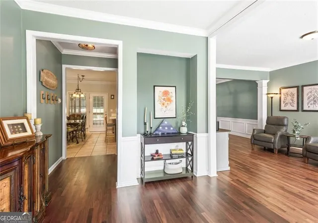 Photo 3 of Single family home for sale at 1335 Lyndhurst Way, Roswell, GA 30075 | MLS# 10832295 | Listing updated on 2026-09-08