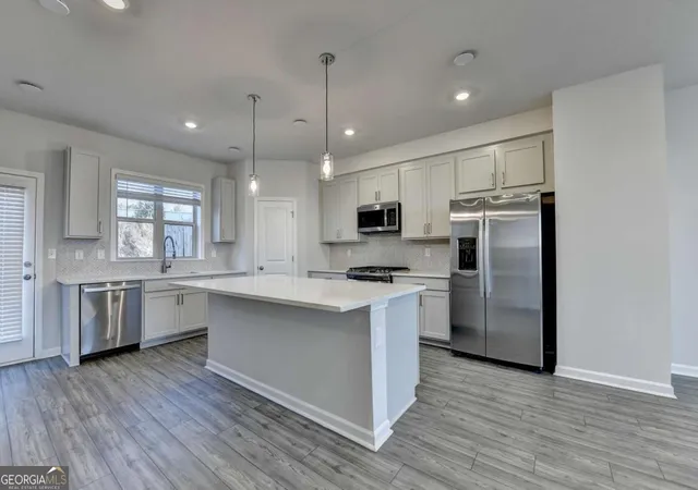 Photo 3 of Townhouse for sale at 3661 Willingham Run, Marietta, GA 30008 | MLS# 10821666 | Listing updated on 2026-08-24
