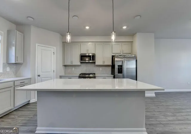 Photo 4 of Townhouse for sale at 3661 Willingham Run, Marietta, GA 30008 | MLS# 10821666 | Listing updated on 2026-10-04