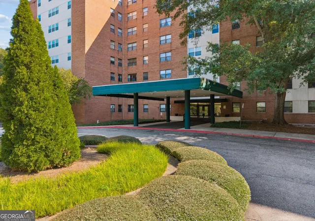 Photo 1 of Condo for sale at 2965 Pharr Ct S Nw #APT 219, Atlanta, GA 30305 | MLS# 10878645 | Listing updated on 2026-10-29