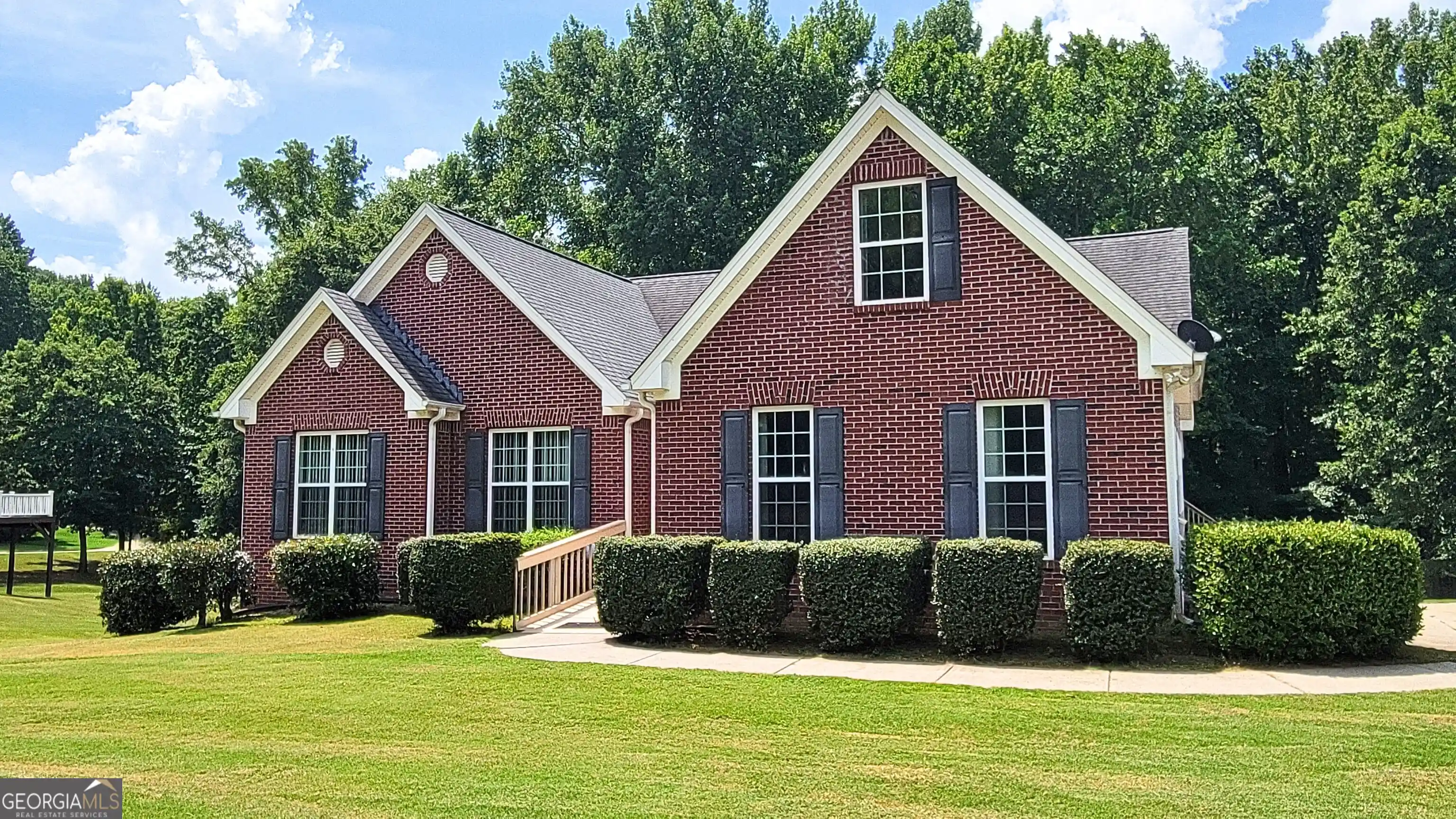 Photo 1 of Single family home for sale at 371 Summit Chase Dr, Jefferson, GA 30549 | MLS# 10785811 | Listing updated on 2026-10-10