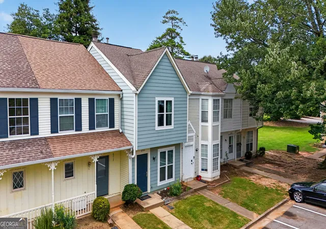 5th image of 6715 Colchester Pl, Norcross, GA 30093 | MLS# 10821330