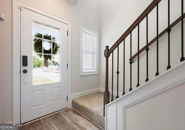 Photo 3 of Single family home for sale at 100 Grv View Rd, Woodstock, GA 30189 | MLS# 10803796 | Listing updated on 2026-07-25