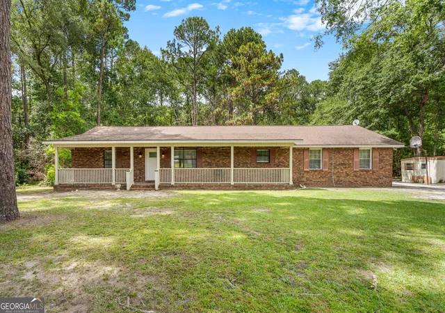 Photo 1 of Single family home for sale at 116 Oak St, Rincon, GA 31326 | MLS# 10806520 | Listing updated on 2026-08-20